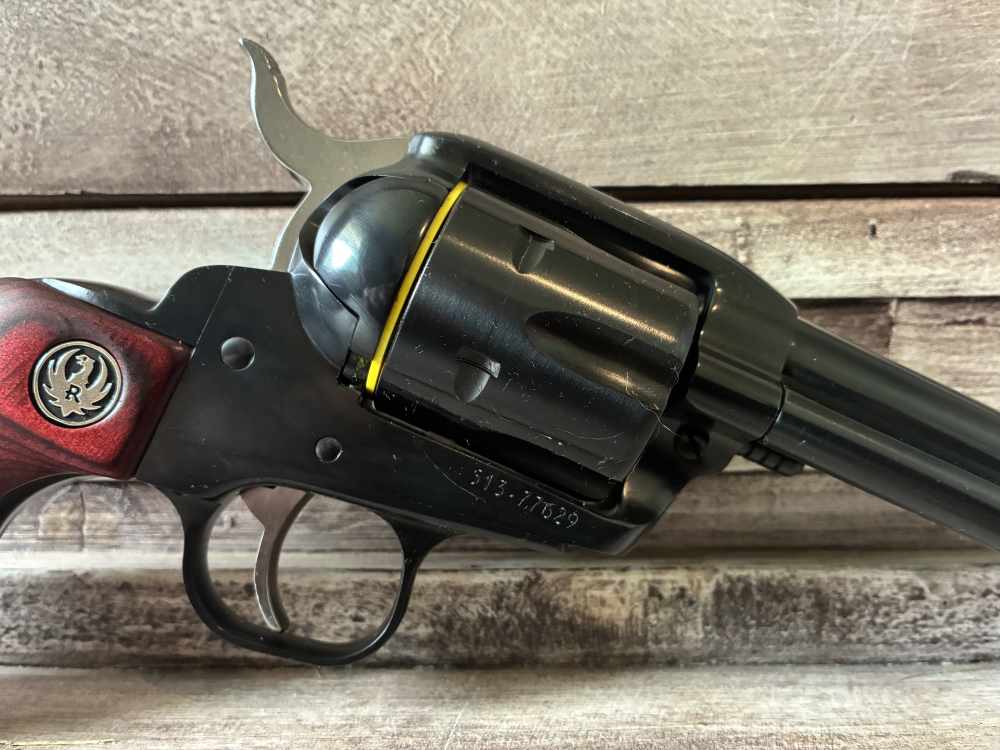 NIB RUGER NEW VAQUERO 45 COLT 5.5" 6-RD REVOLVER IN STOCK READY TO SHIP-img-5