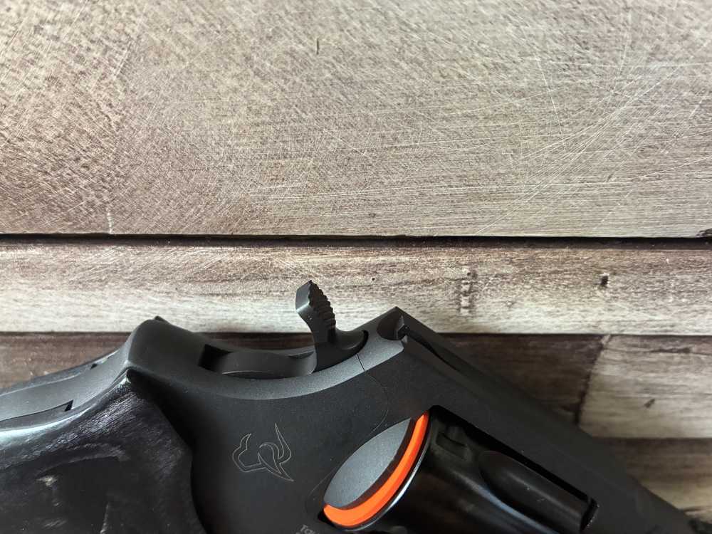 NIB Taurus 605 GENTLEMANS CARRY 357MAG 2" 2-60523 In Stock Ready to Ship-img-5