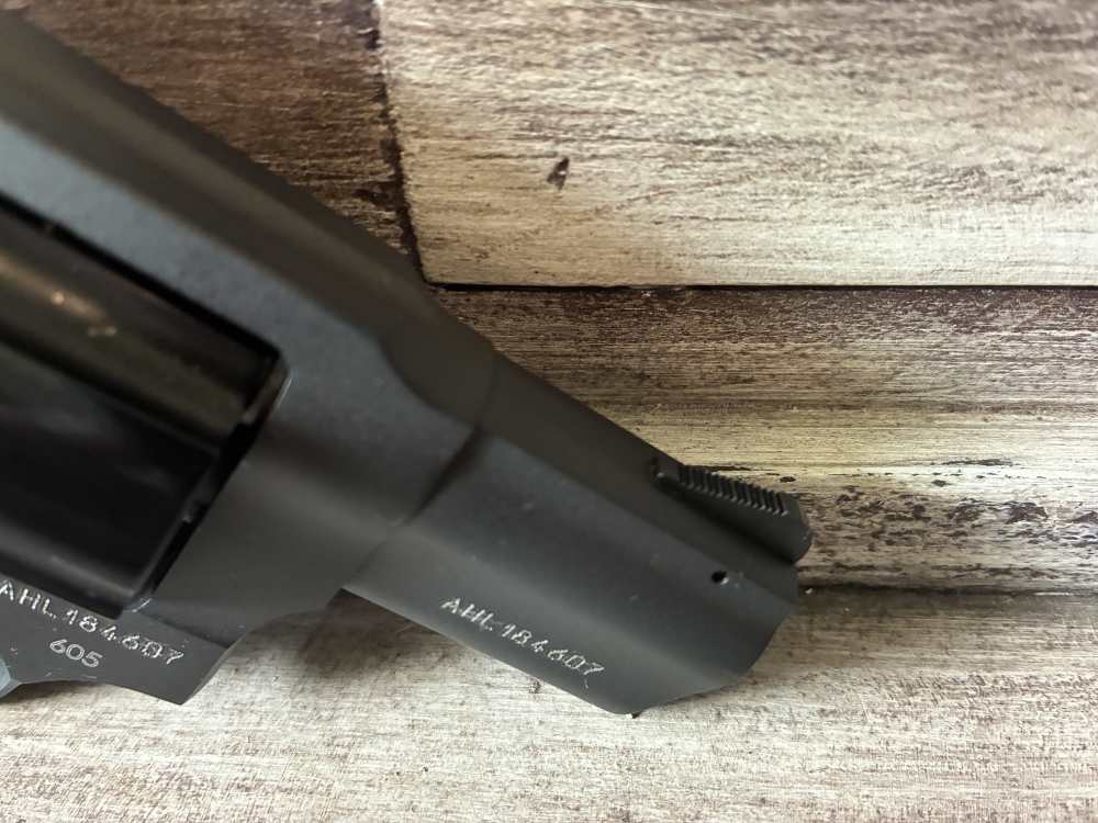 NIB Taurus 605 GENTLEMANS CARRY 357MAG 2" 2-60523 In Stock Ready to Ship-img-6