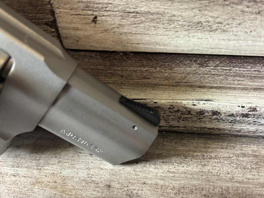 NIB Taurus TAURUS 856 38SPL 2" FS 6-SH STAINLESS WALNUT IN STOCK-img-6