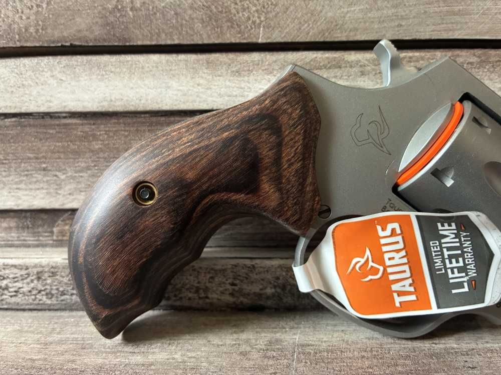 NIB Taurus TAURUS 856 38SPL 2" FS 6-SH STAINLESS WALNUT IN STOCK-img-3