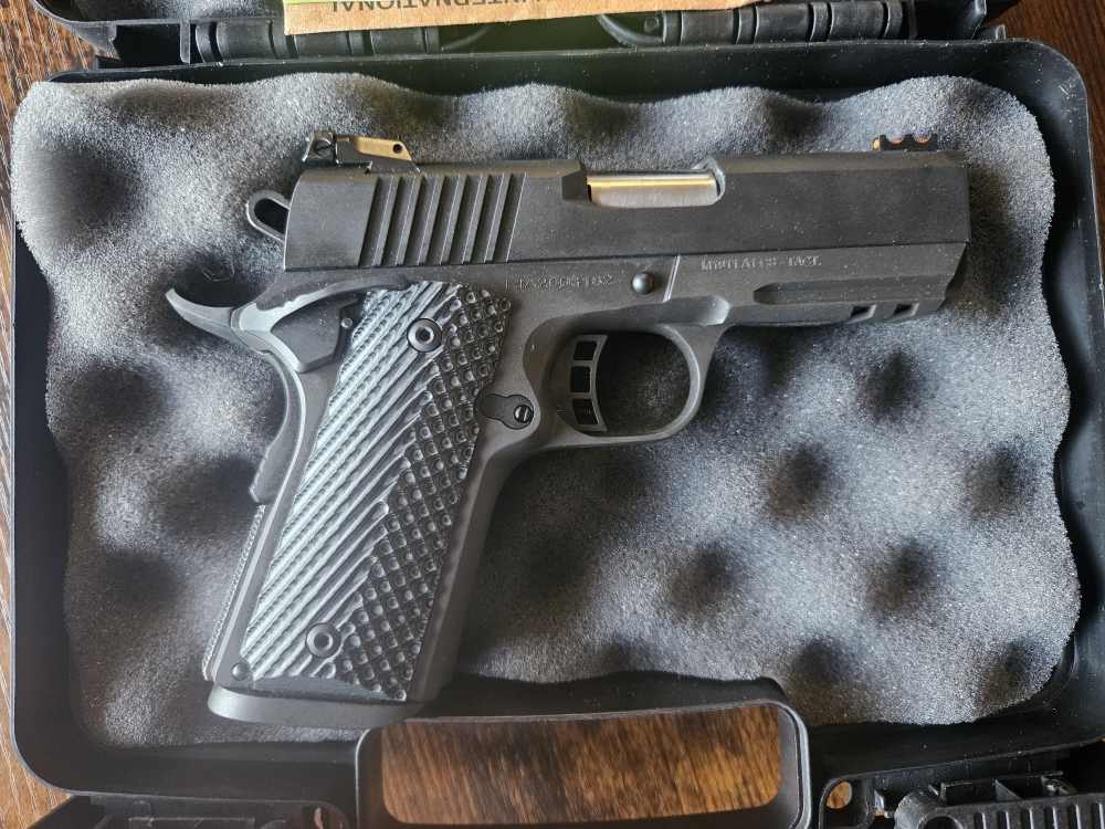 TAC Ultra CS 9MM 8rd with 6 magazines-img-1