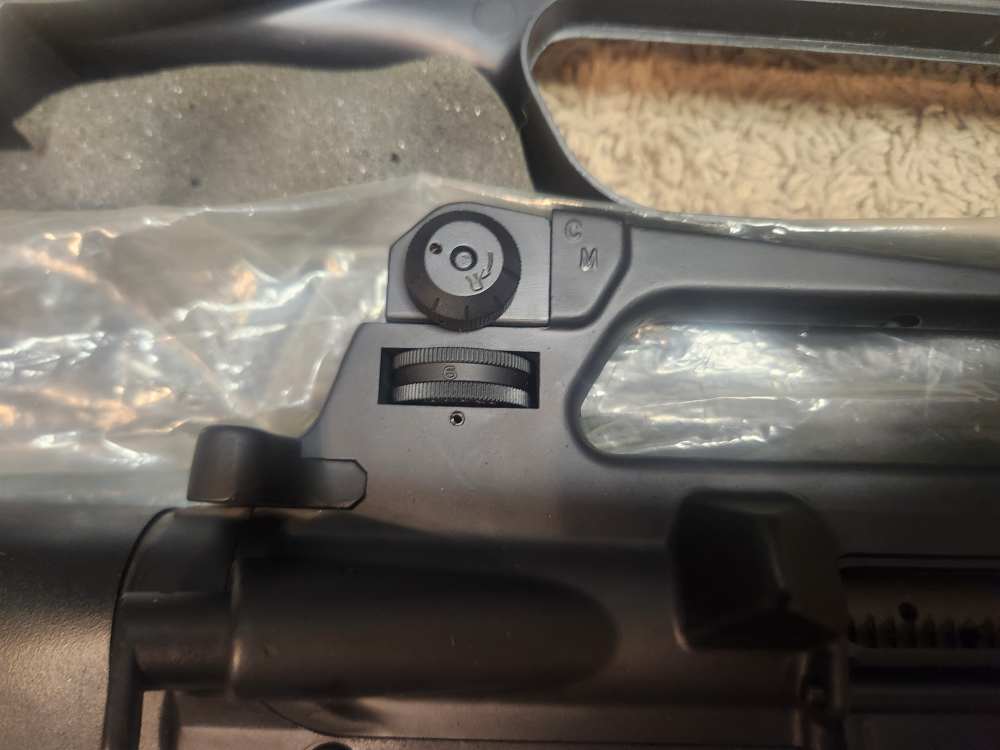 Colt Ar-15 A2 Hbar Sporter like New with hard case, manual-img-3