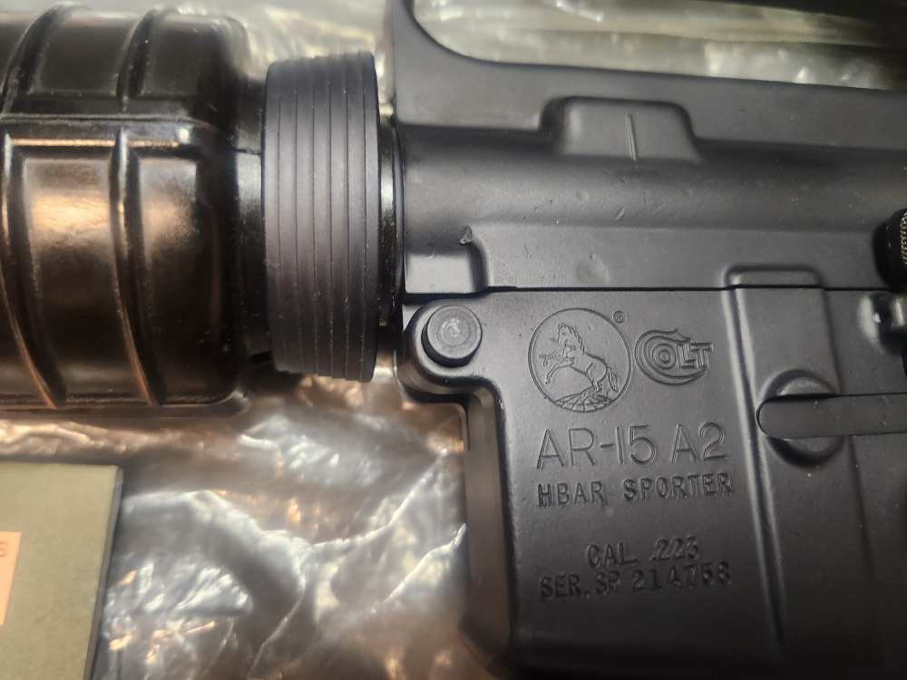 Colt Ar-15 A2 Hbar Sporter like New with hard case, manual-img-10