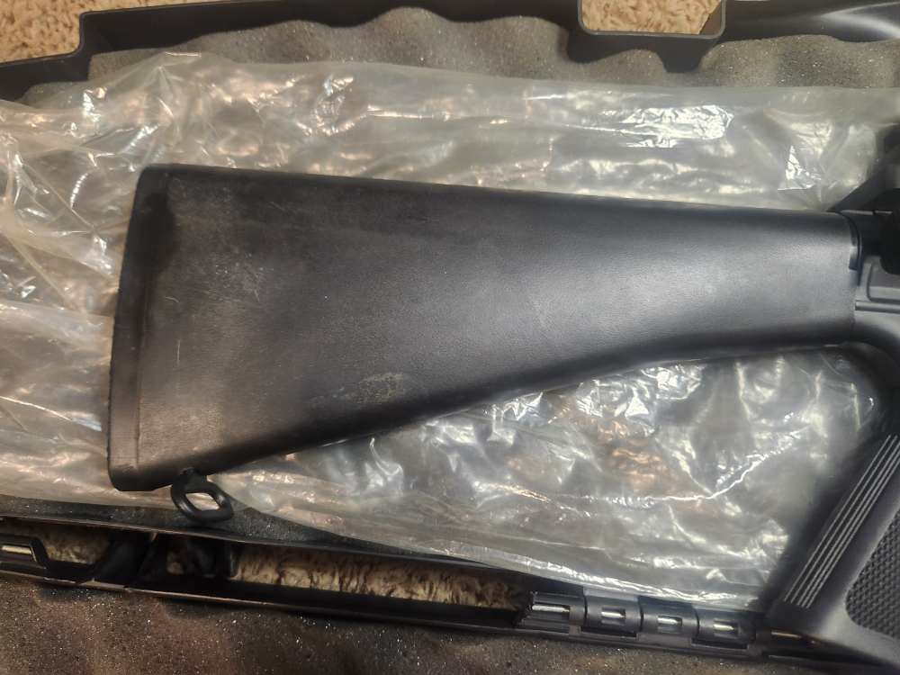 Colt Ar-15 A2 Hbar Sporter like New with hard case, manual-img-1