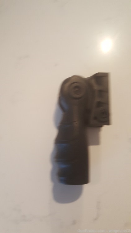 Ribbed Adjustable Foregrip Ergonomic With Picatinny Rail-img-0
