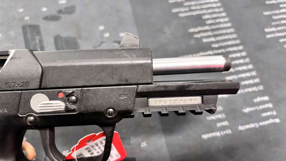 FNH five-seven Gen 1 4.75” 5.7x28mm 20rnd pistol 1 magazine -img-24