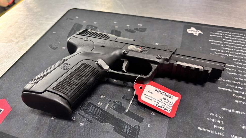 FNH five-seven Gen 1 4.75” 5.7x28mm 20rnd pistol 1 magazine -img-17