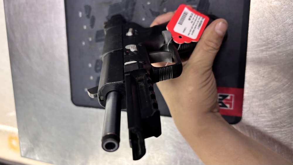 FNH five-seven Gen 1 4.75” 5.7x28mm 20rnd pistol 1 magazine -img-21