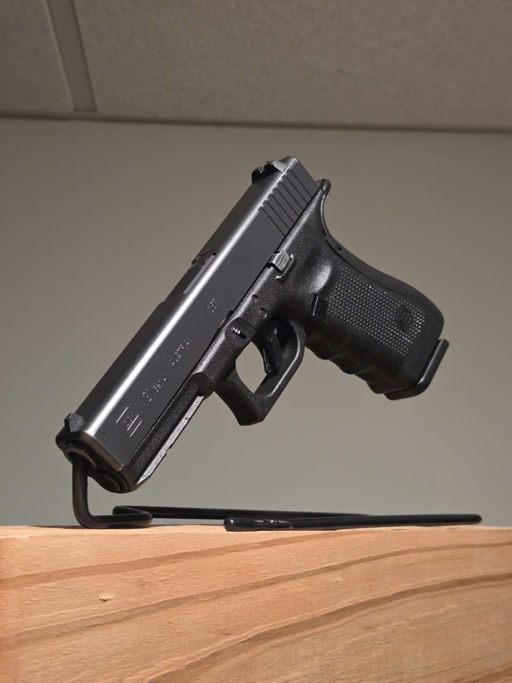 Glock 31 Gen4 .357 Sig *Excellent Shape*-img-1