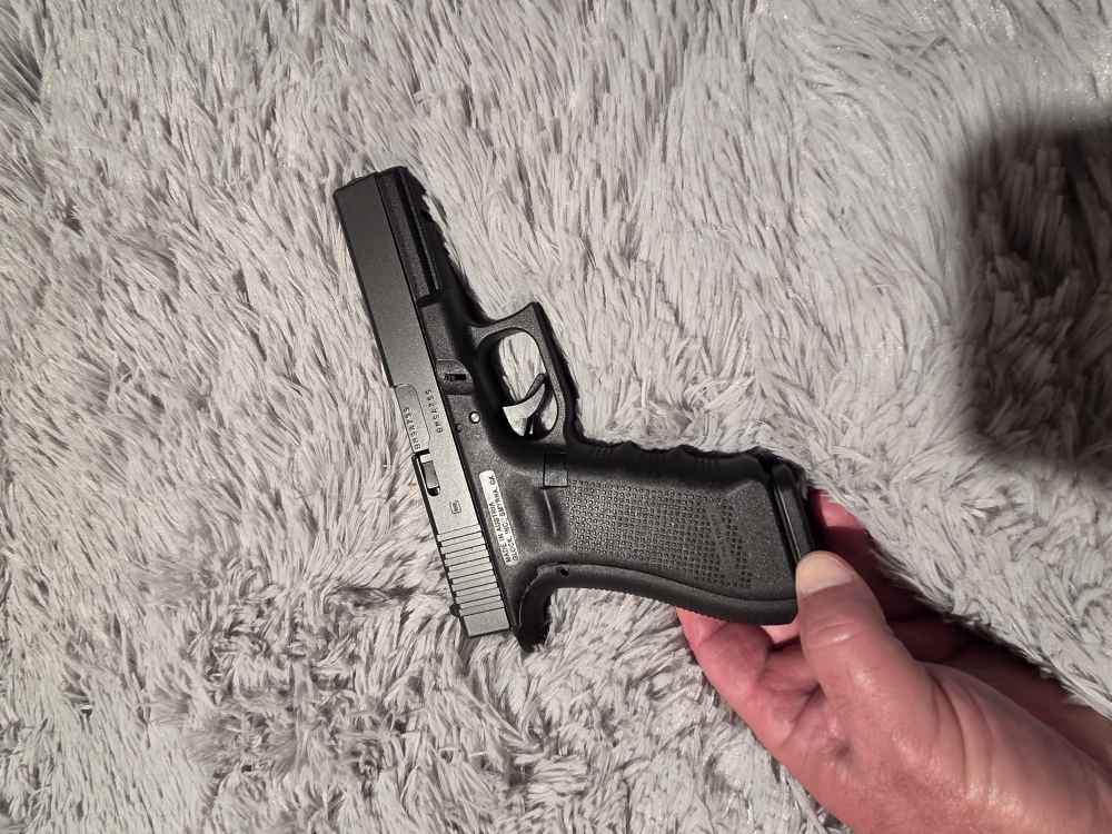 Glock 31 Gen4 .357 Sig *Excellent Shape*-img-11
