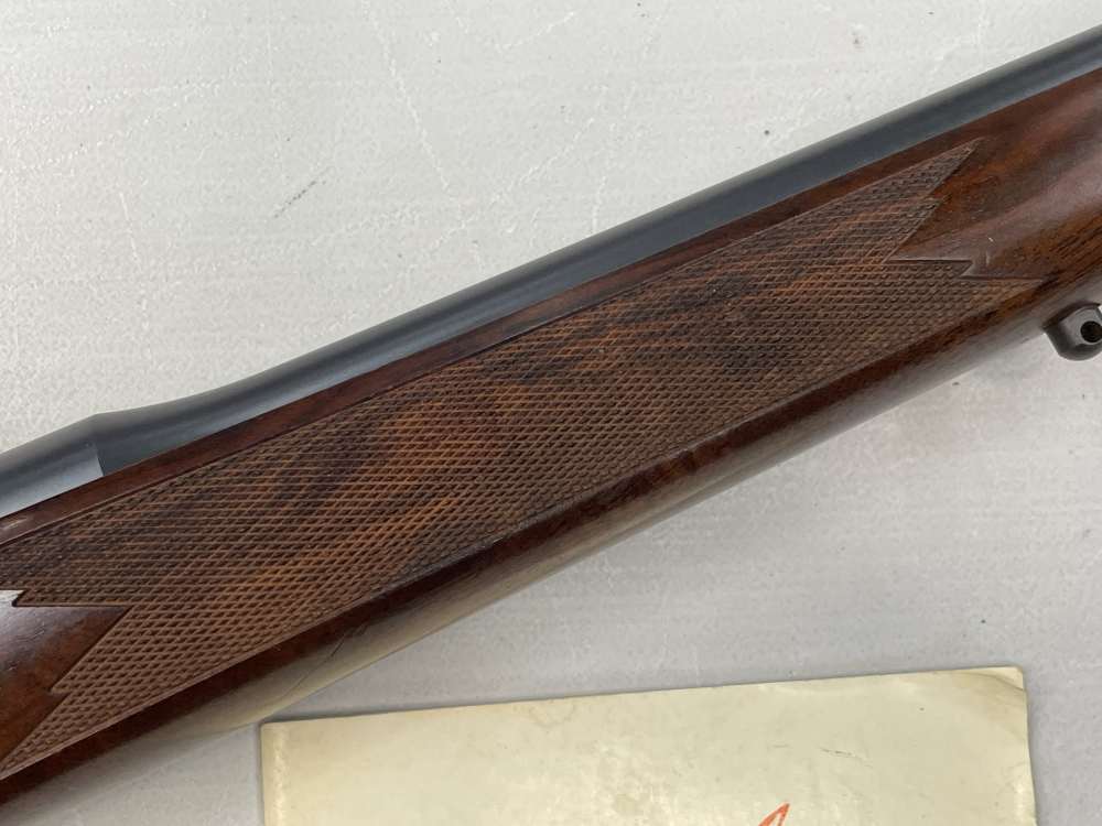 Kimber 8400 .300 WSM 24" classic low serial possibly first year magnum -img-4