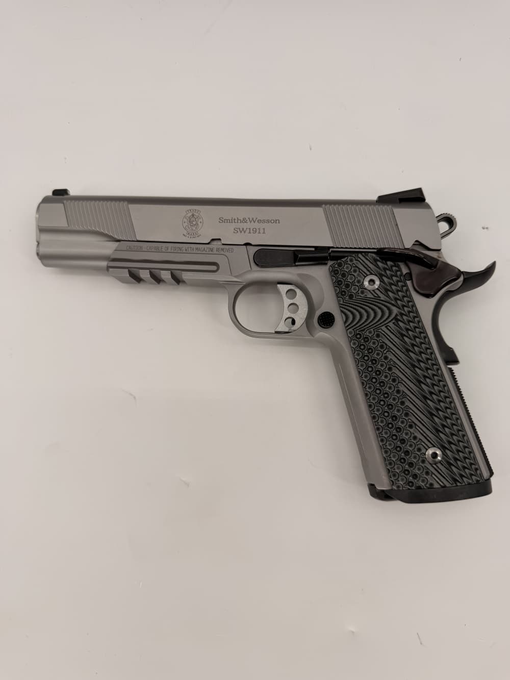 SMITH & WESSON SW1911-img-1