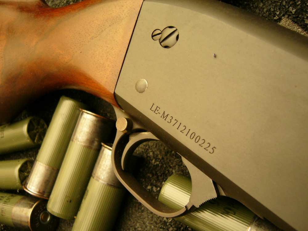 ITHACA M-37 M37 RIOT TRENCH LE 12 GAUGE MILITARY AMMO MODEL 37 ONE SHOTGUN -img-14