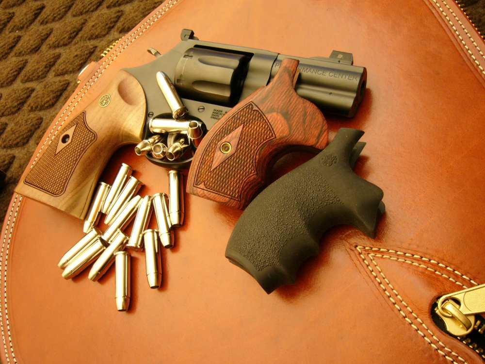 SMITH & WESSON PERFORMANCE CENTER 1 OF 25 LIMITED EDITION .357 MAG L-COMP +-img-39