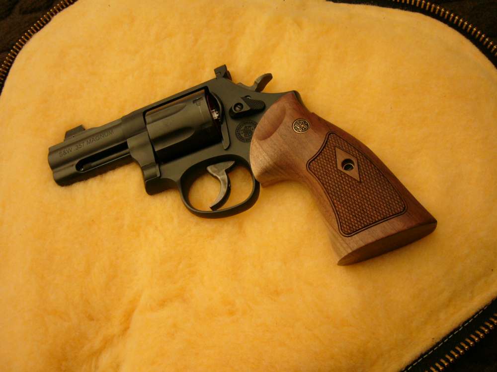 SMITH & WESSON PERFORMANCE CENTER 1 OF 25 LIMITED EDITION .357 MAG L-COMP +-img-26