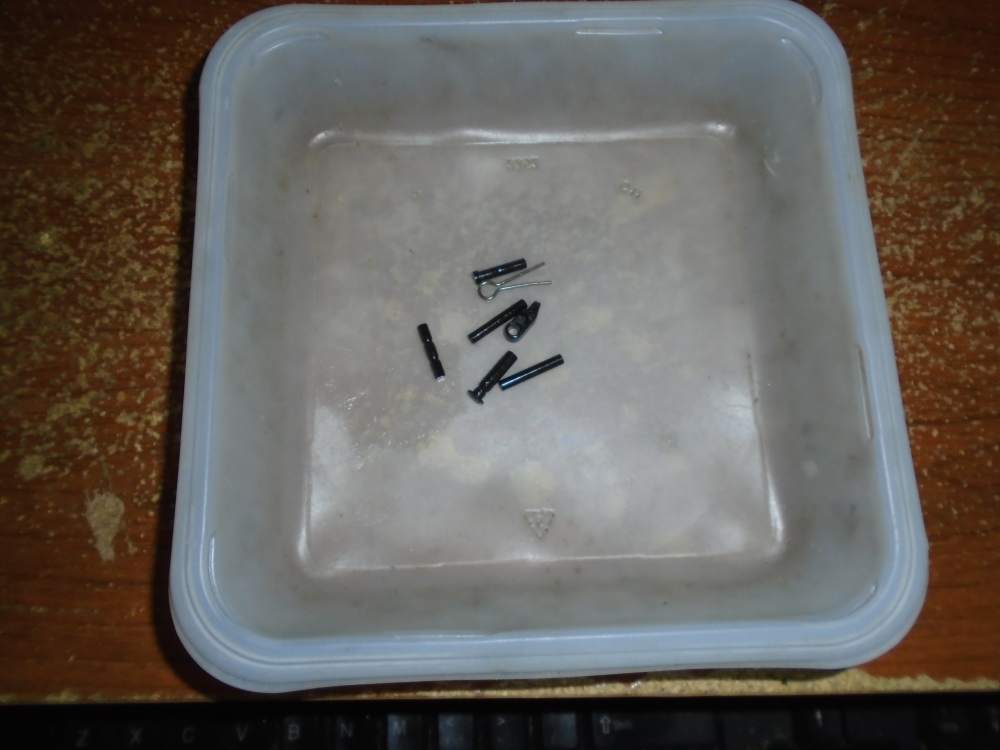 TAURUS MODEL PT-738 TCP .380 AUTO SEMI AUTO PISTOL SMALL PARTS LOT-img-0