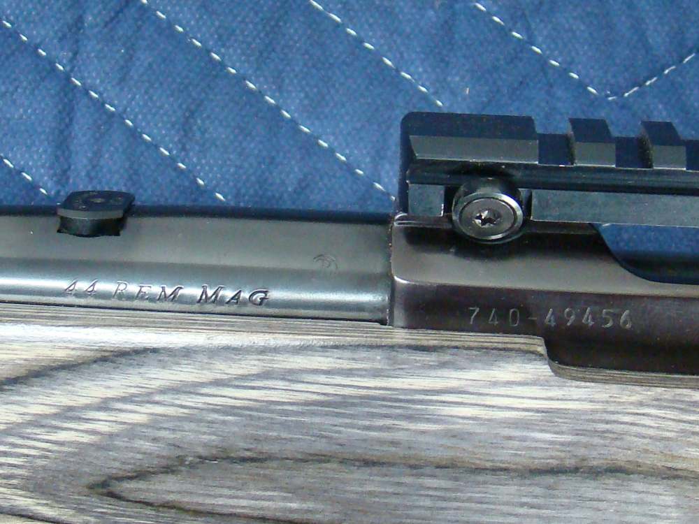 Ruger 77/44  threaded  44 magnum-img-18