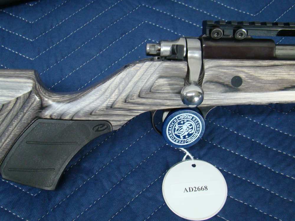 Ruger 77/44  threaded  44 magnum-img-2