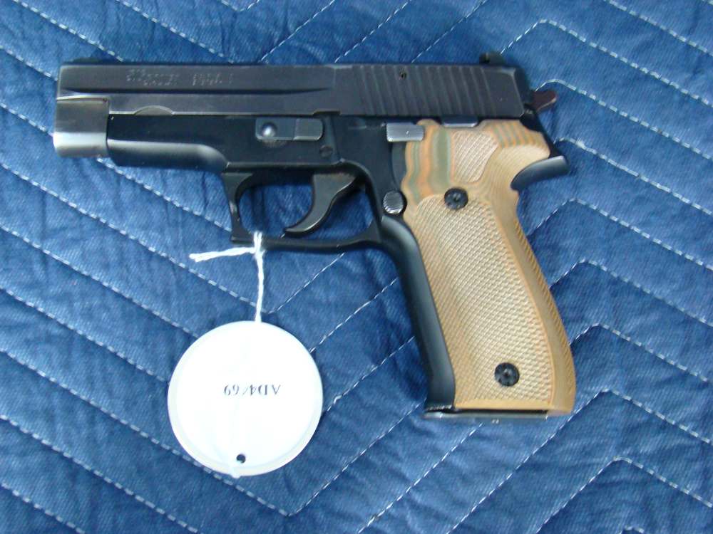 Sig Sauer P226 early 3 matching nuber gun 9mm-img-15