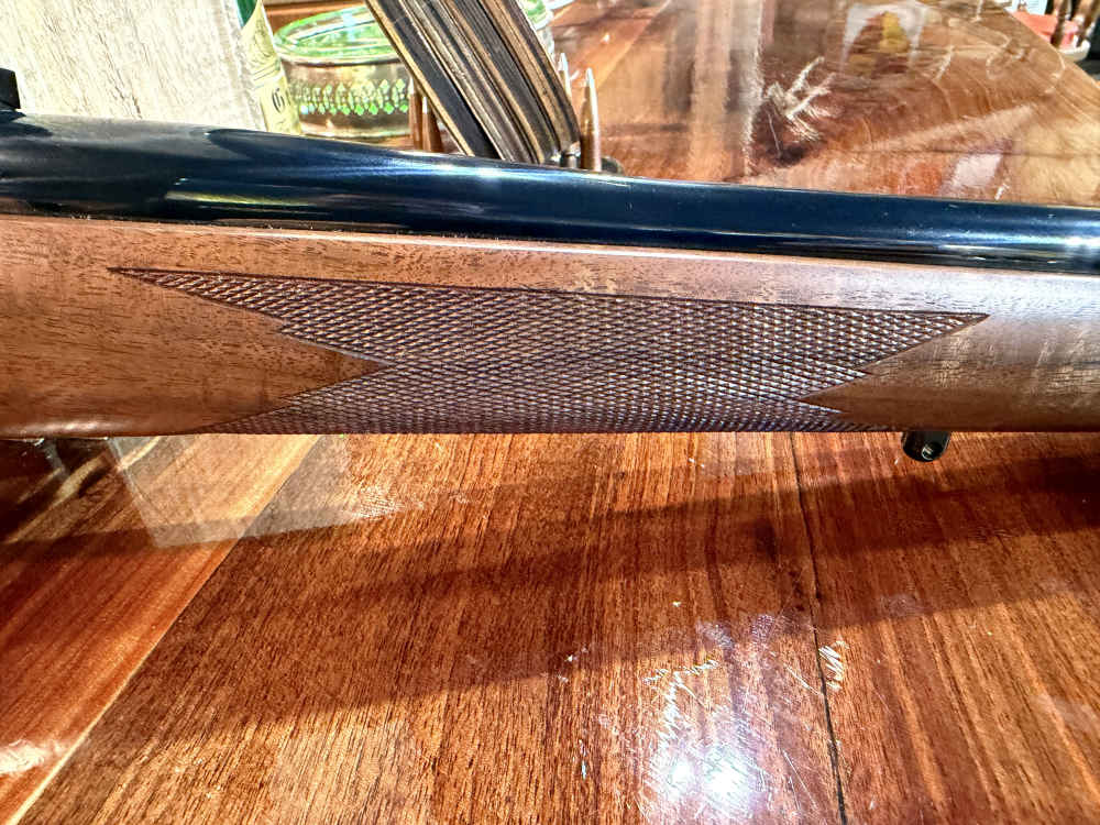 Weatherby MKV .300 Weatherby Mag - THIS IS ONE OF A KIND - LOOK-img-8