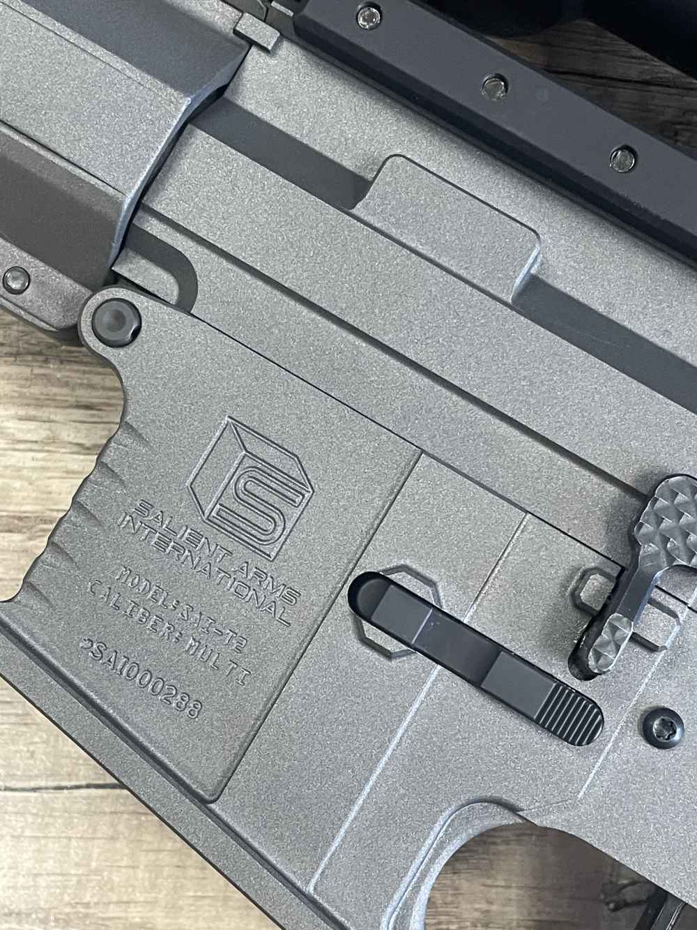 SALIENT ARMS SAI-T1 SAI GRY 5.56 AR15 US OPTICS SR-8C 1X8  REDUCED MUST GO!-img-10