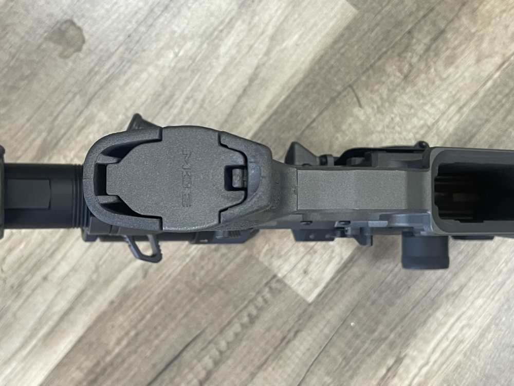 SALIENT ARMS SAI-T1 SAI GRY 5.56 AR15 US OPTICS SR-8C 1X8  REDUCED MUST GO!-img-20