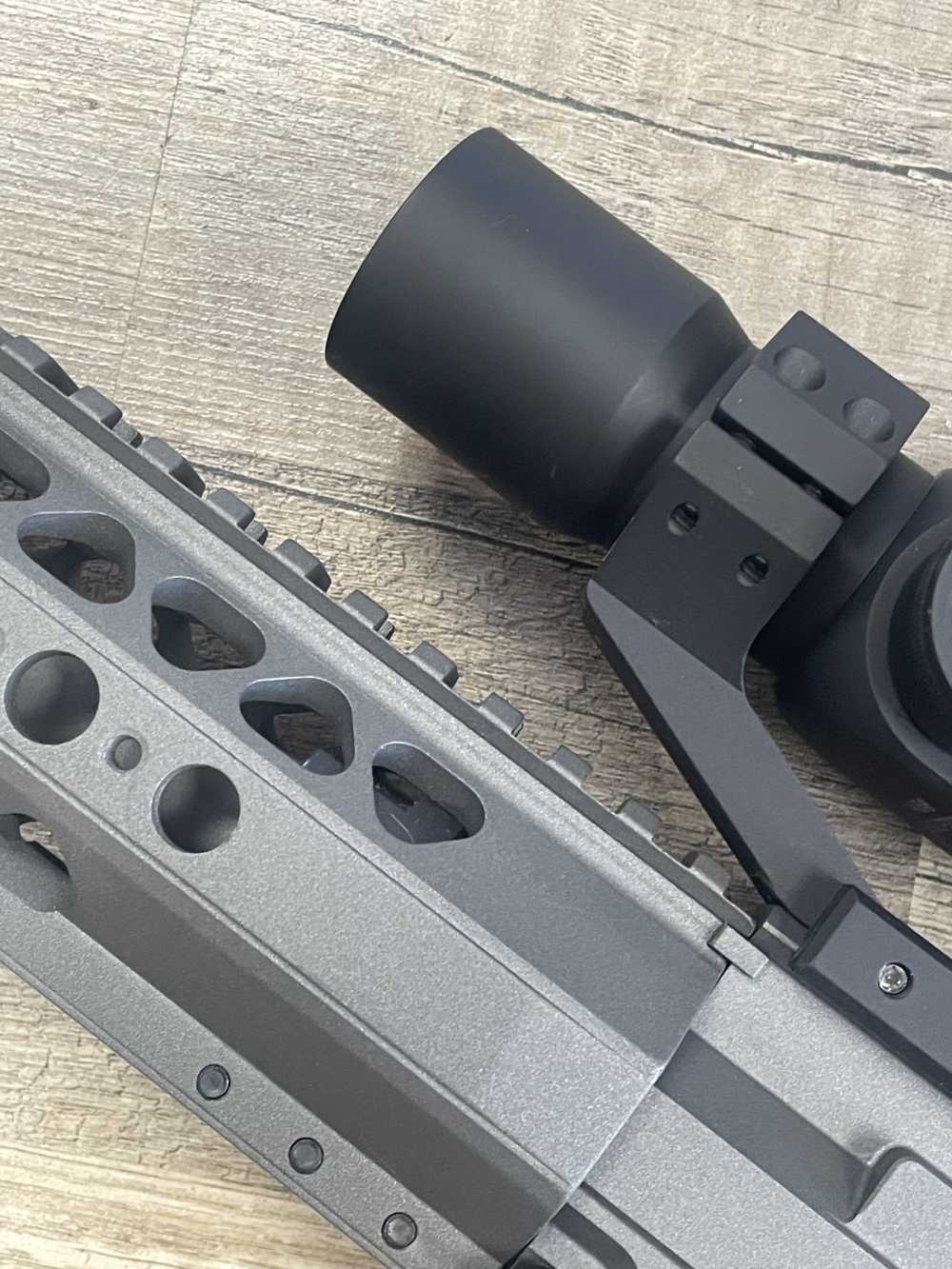 SALIENT ARMS SAI-T1 SAI GRY 5.56 AR15 US OPTICS SR-8C 1X8  REDUCED MUST GO!-img-11