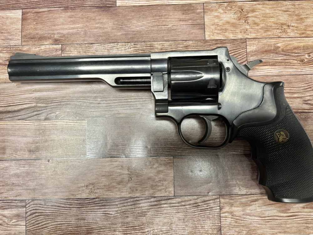 DAN WESSON MODEL 14-2 W/ 6 INCH BARREL 357 MAGNUM. NO RESERVE -img-0