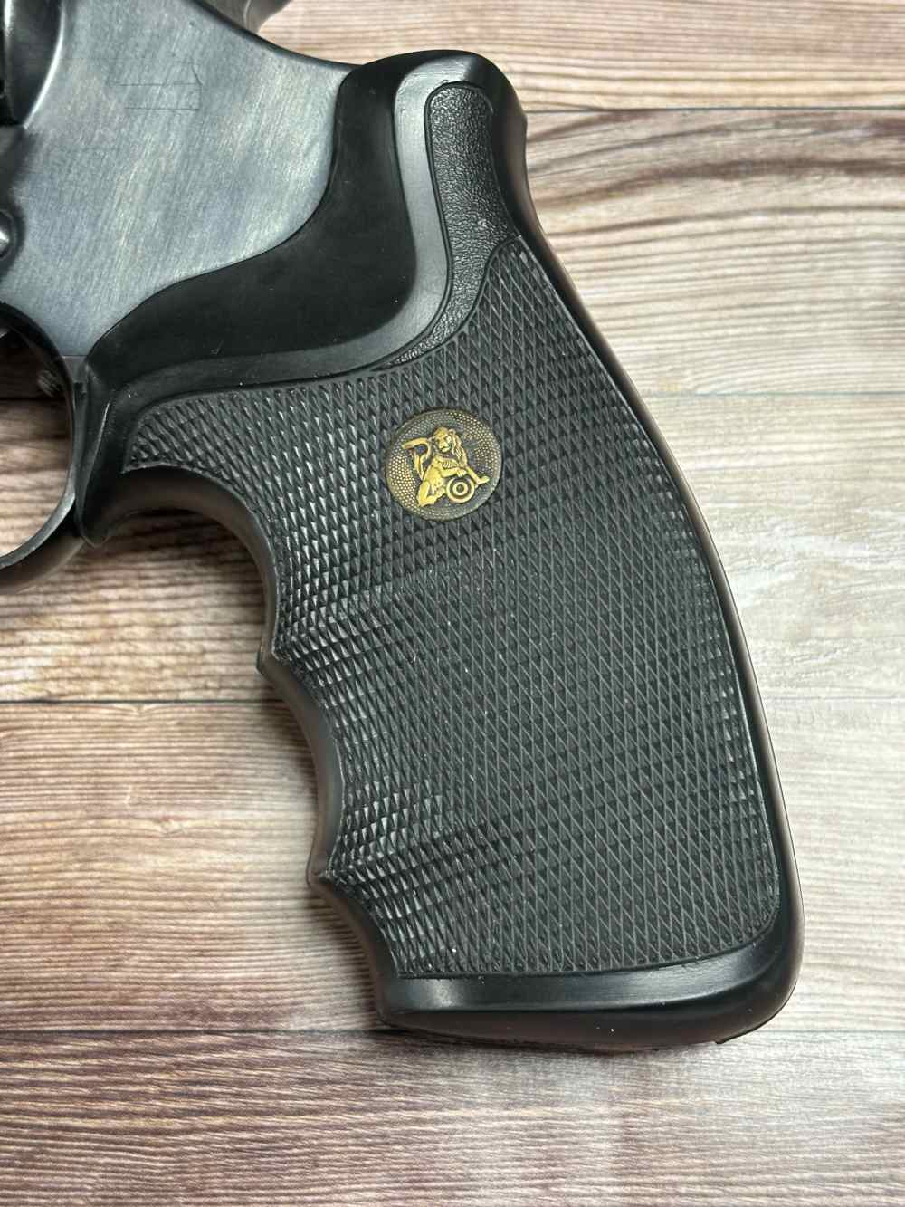 DAN WESSON MODEL 14-2 W/ 6 INCH BARREL 357 MAGNUM. NO RESERVE -img-3