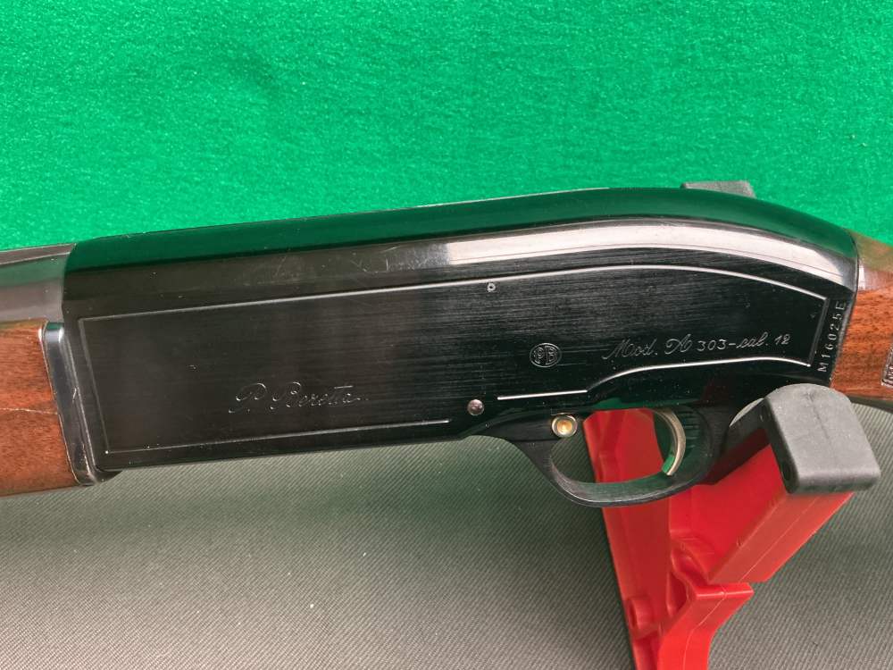 Beretta A303 12 ga semi automatic shotgun-img-2