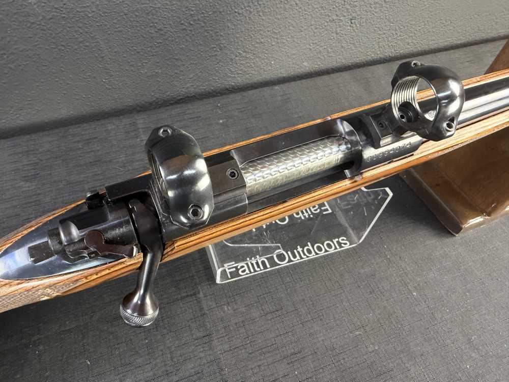 Winchester Model 70 Lightweight .243 Winchester 1988 Production Laminate -img-4