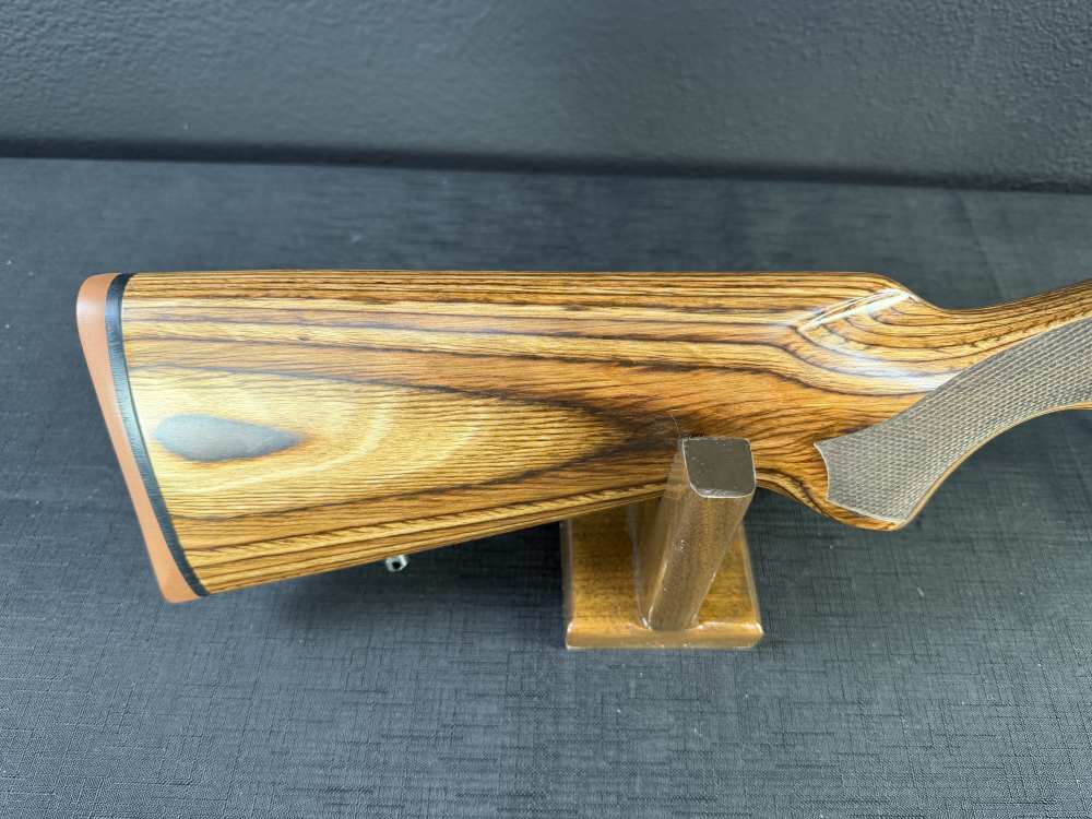 Winchester Model 70 Lightweight .243 Winchester 1988 Production Laminate -img-3