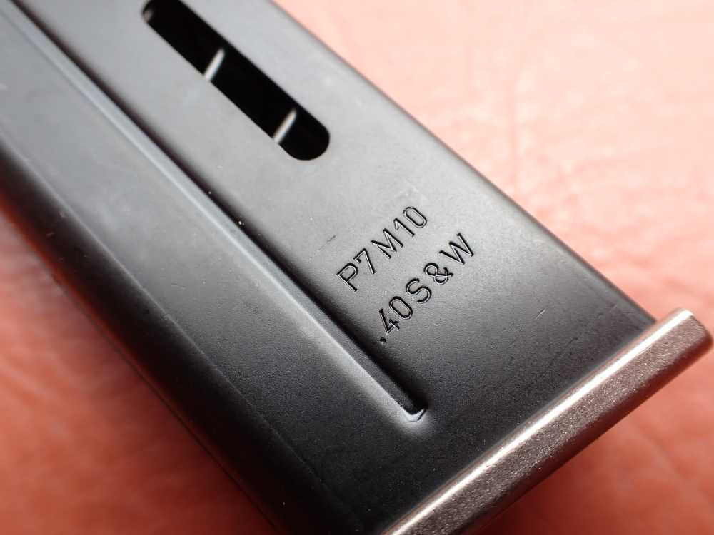 HECKLER & KOCH HK P7-M10 FACTORY .40S&W PISTOL MAGAZINE w/ NICKEL BASE-img-40