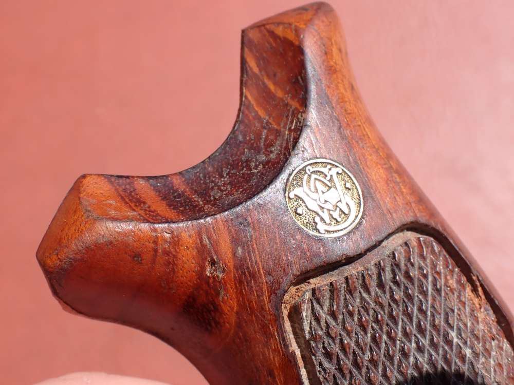 SMITH & WESSON MODEL K FRAME SQUARE BUTT TARGET GRIPS WITH SCREW-img-25
