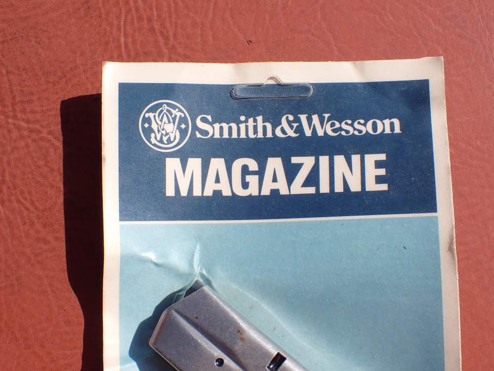 SMITH & WESSON MODEL 6906 STAINLESS 9MM FACTORY 12RD MAGAZINE (NIB)-img-1