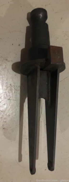 M60 Naval/Vehicle Carriage/Pintle With Lock Tab.  Us Gi   -img-0