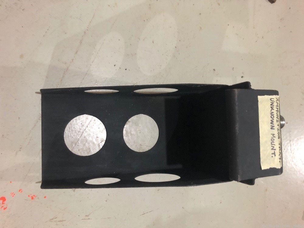 Ammunition Tray Unknown Mount. Very Good Condition  -img-1