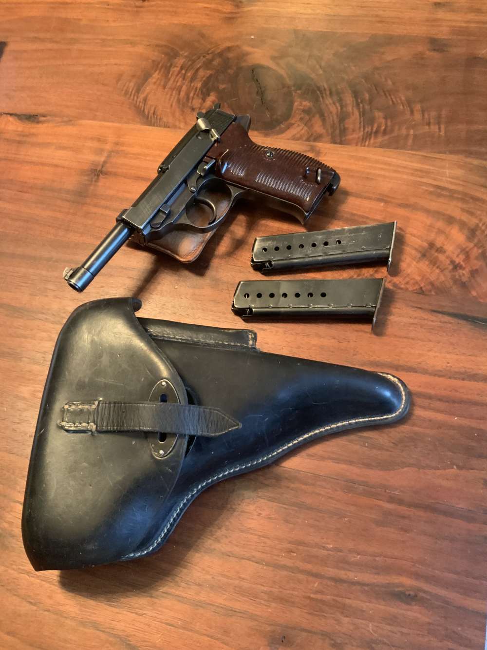 Walther P38 WW2 German AC44 9mm Pistol Wa359 Holster 2 Mags Matching -img-0