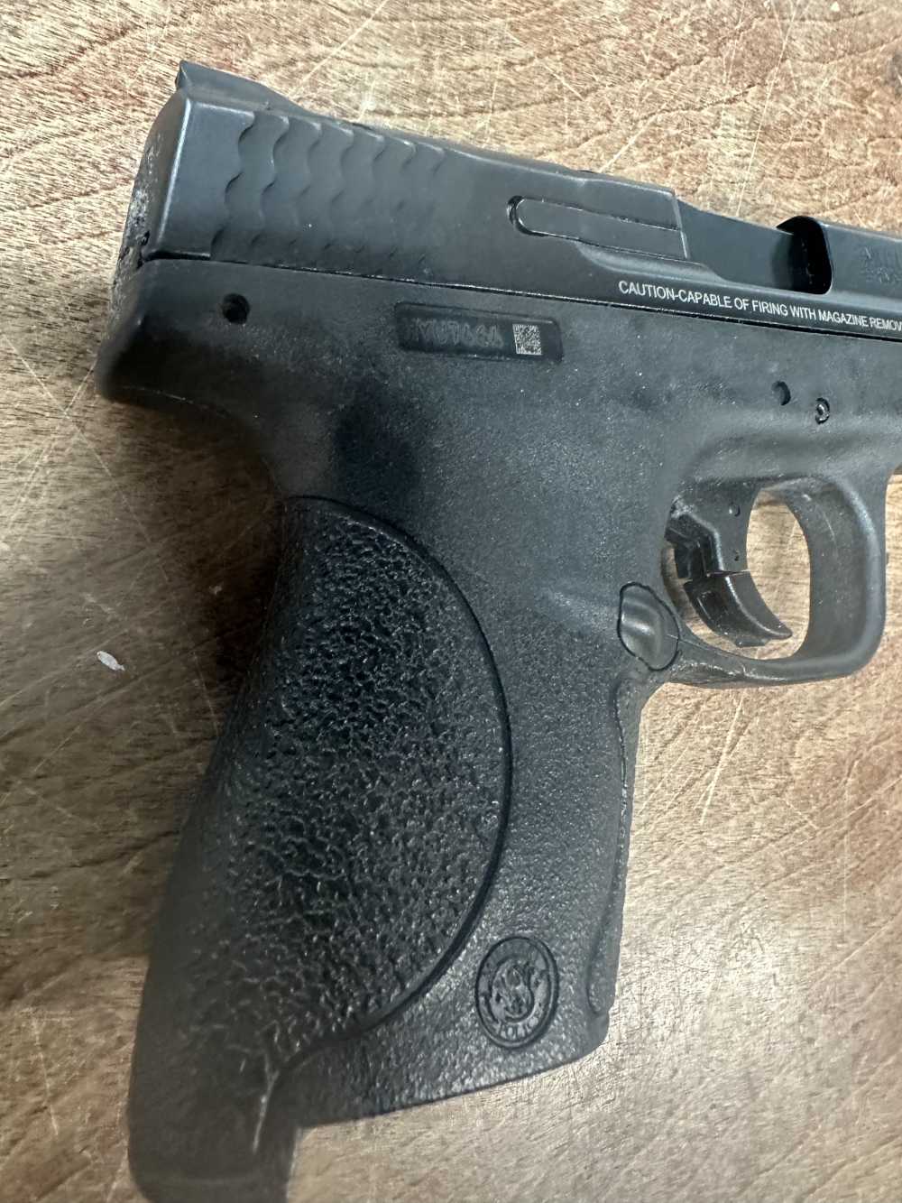 Smith & Wesson M&P 9 Shield -img-1