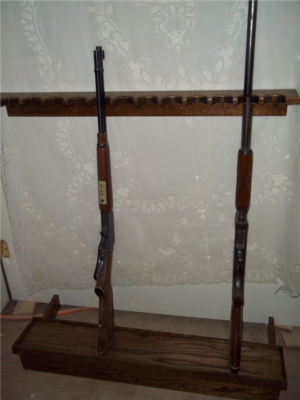 36” Closet Rack & Butt Rest–Walnut/Natural Finish-img-0