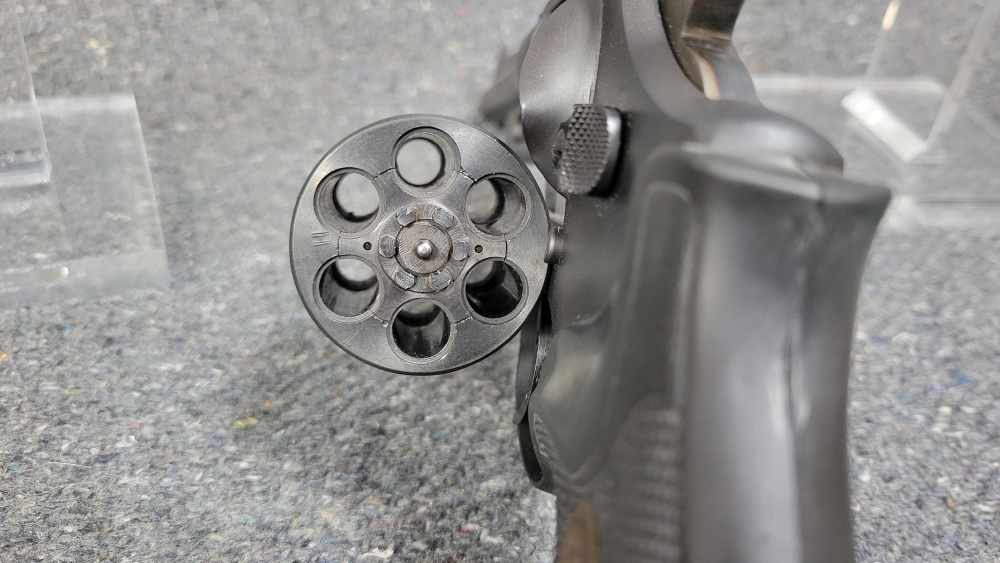 Smith & Wesson Mdl 28-2 Cal. .357 mag 6" Barrel. Black Finish.-img-13