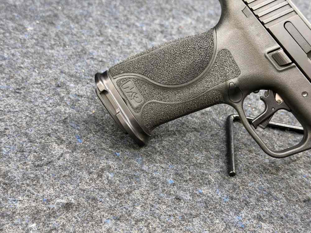 ED BROWN FUELED SERIES M&P F2 SEMI PISTOL 9MM TB W/BAG & 2 MAGS-img-8