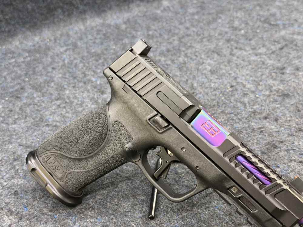 ED BROWN FUELED SERIES M&P F2 SEMI PISTOL 9MM TB W/BAG & 2 MAGS-img-7
