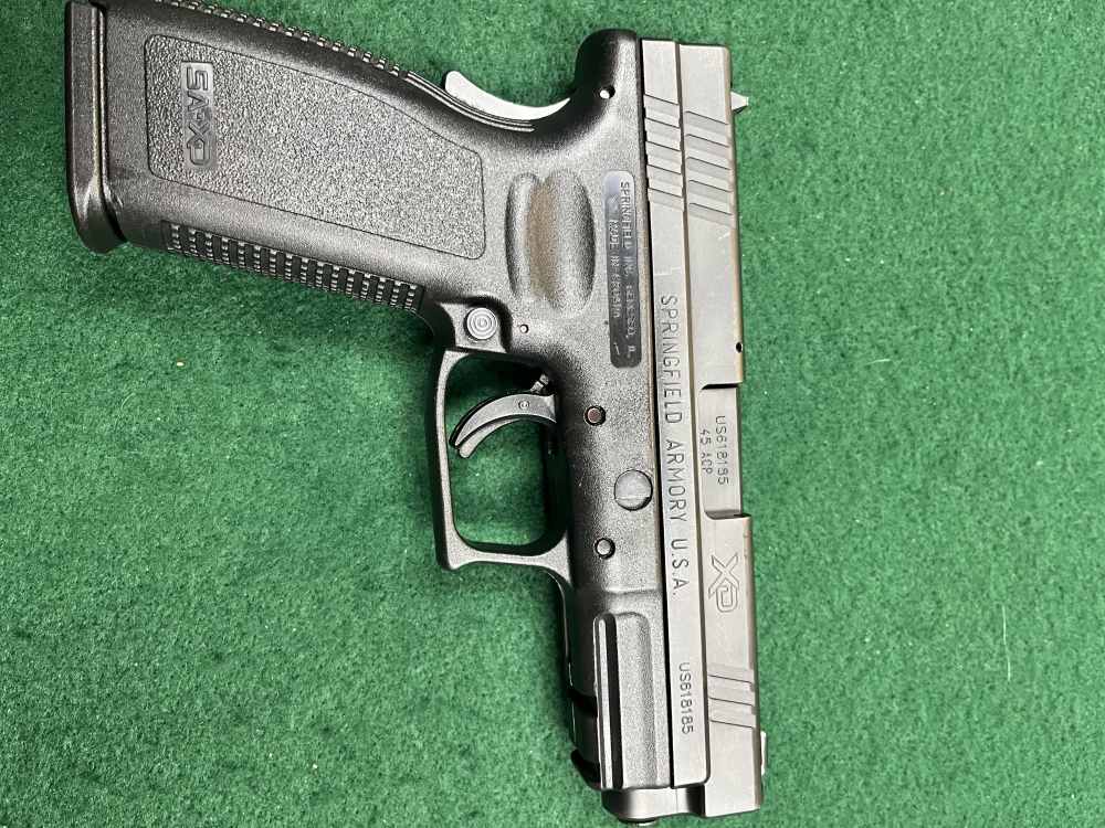 Springfield Armory XD-45 w/ 4-13rd Mags & OEM Case -img-4