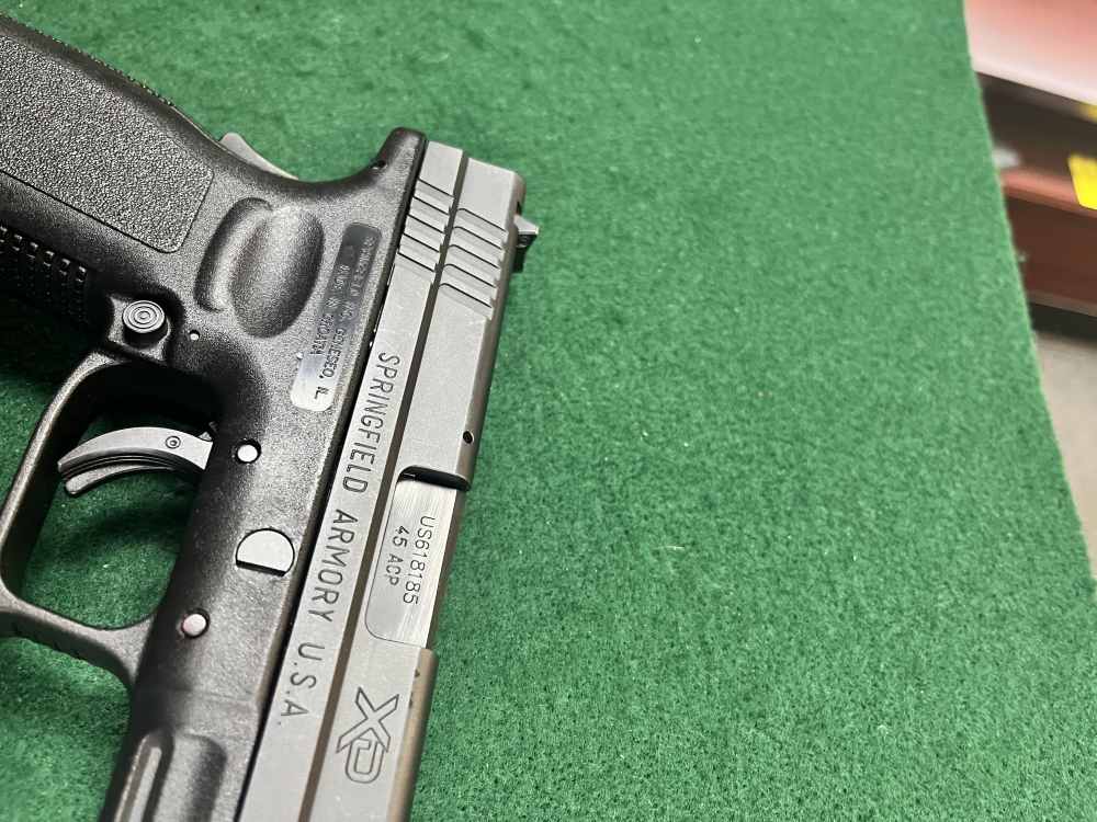 Springfield Armory XD-45 w/ 4-13rd Mags & OEM Case -img-5