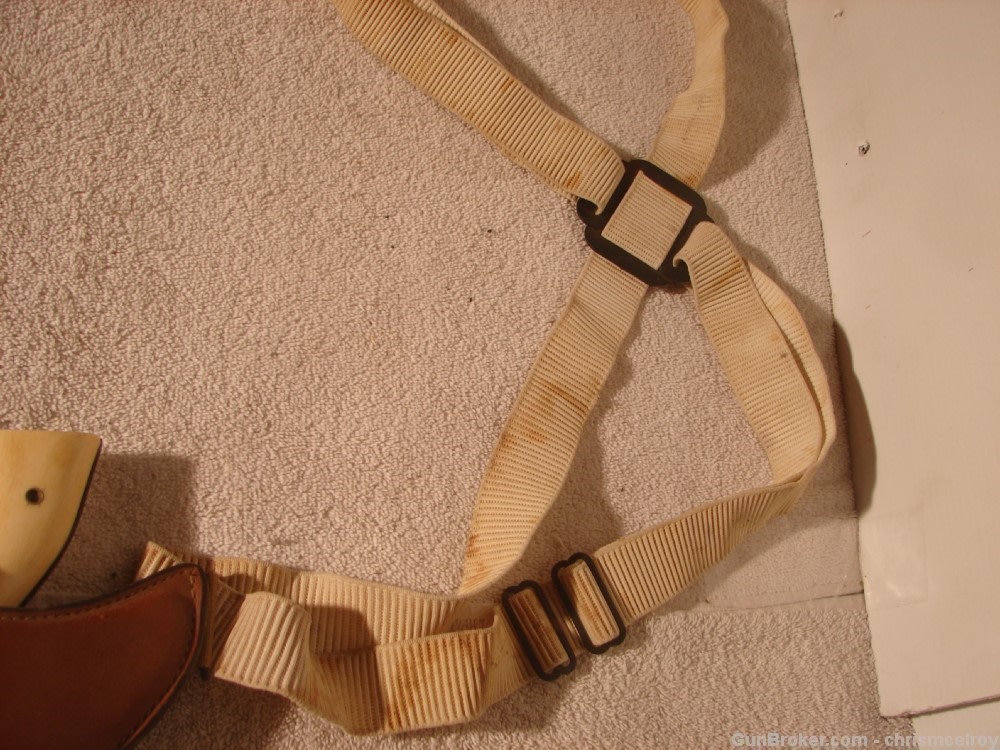 S&W K FRAME SHOULDER HOLSTER BY BIANCHI THE STING-img-4