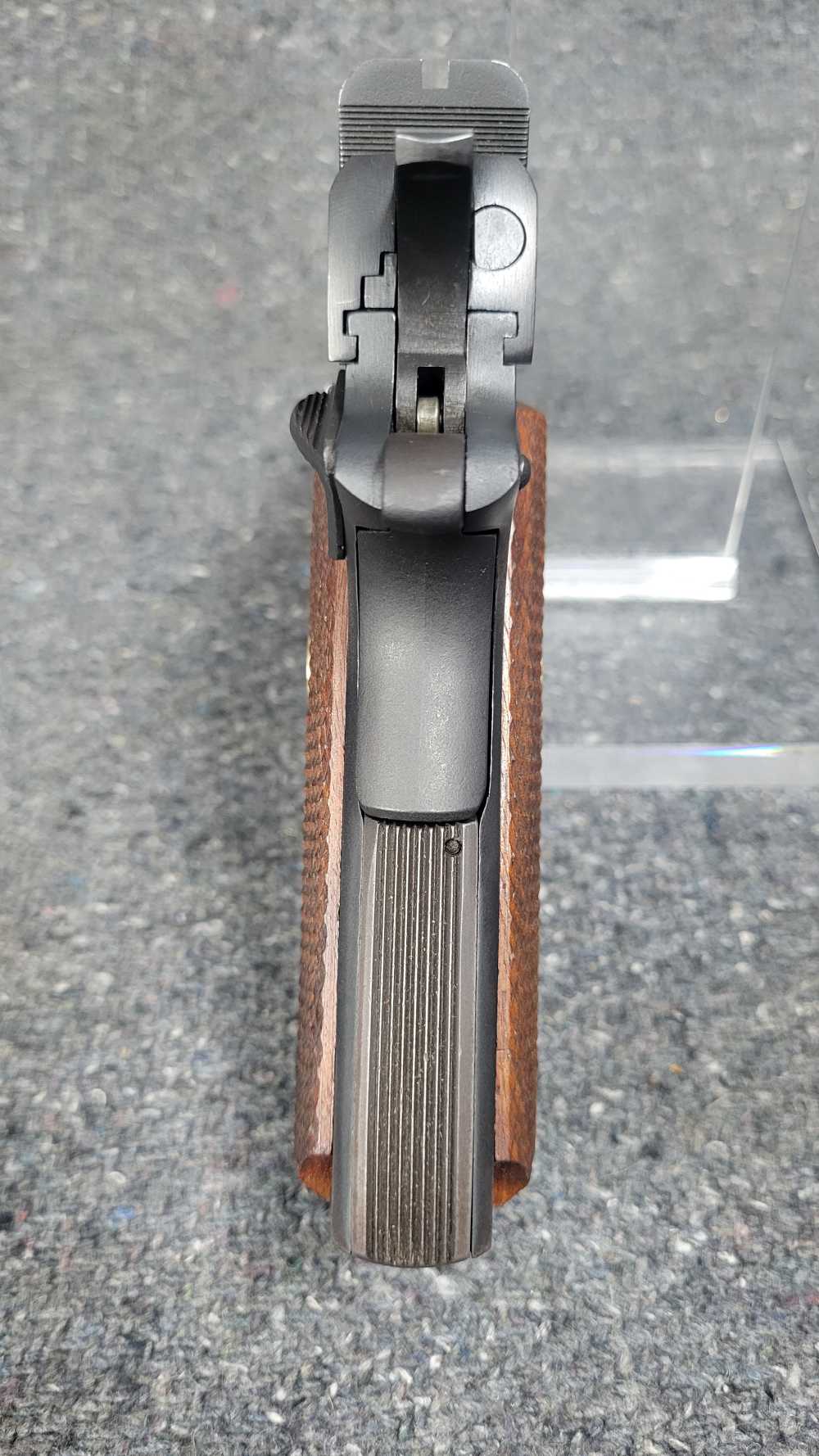 Colt Series 70 Government Model Cal. .45 ACP Ser. 98622B70. Great piece!-img-8