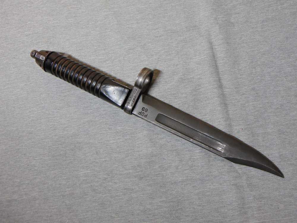 2 - Cold War Era POF 69 Marked Knife Bayonets-img-10