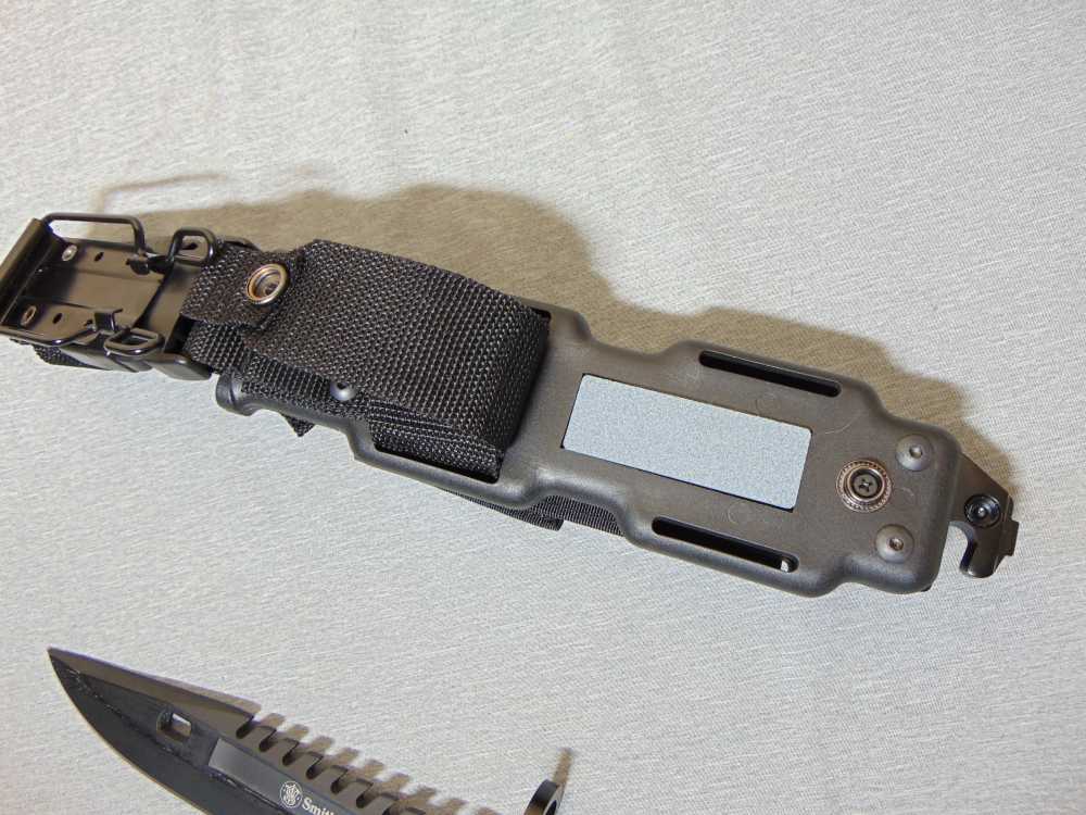 Smith And Wesson Special Ops M-9 Bayonet Fixed Knife-img-2